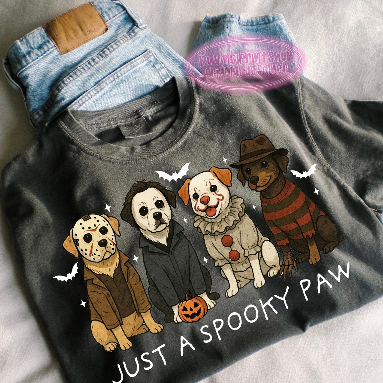 Just a spooky paw