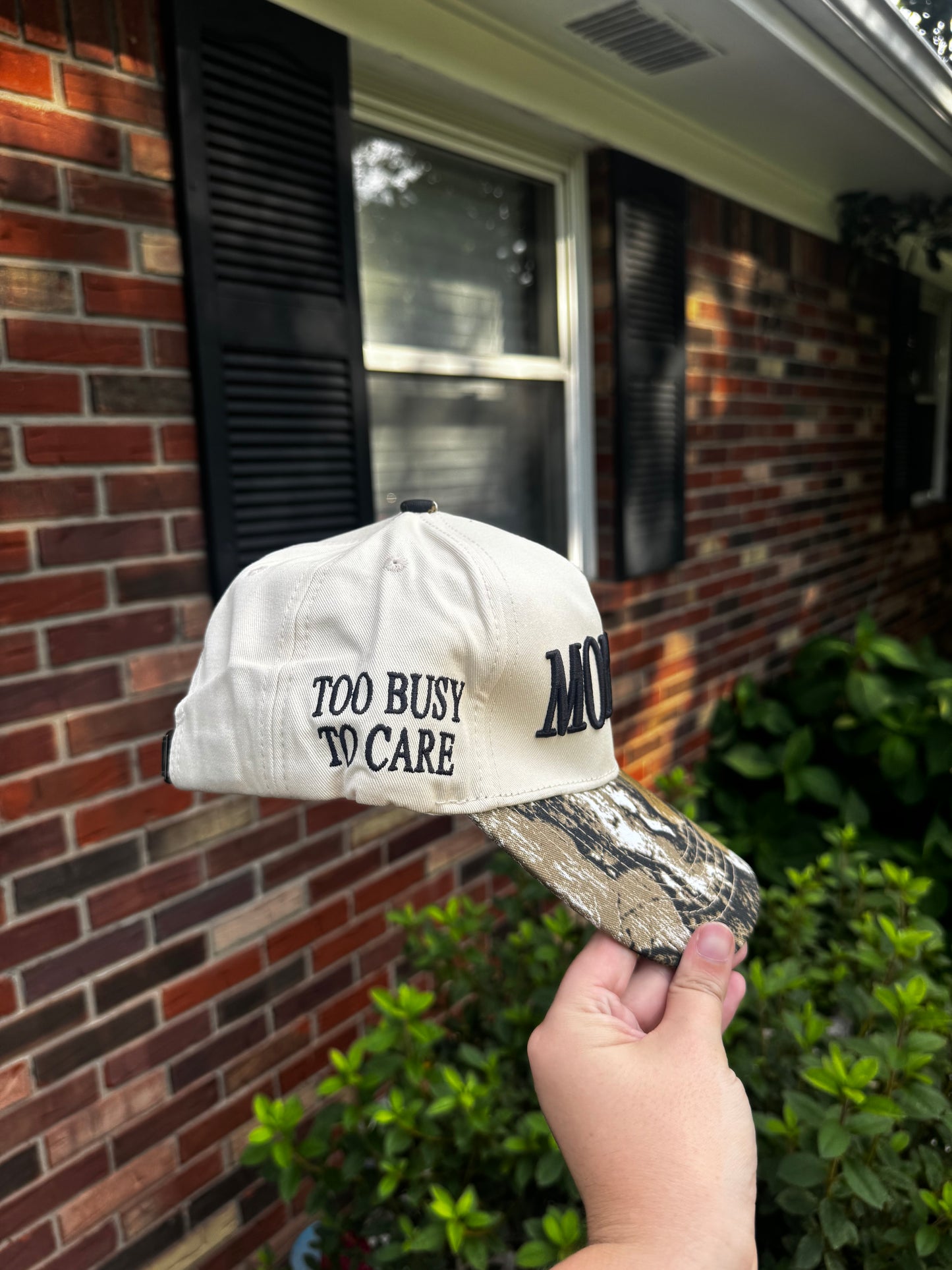 Embroidered hat
