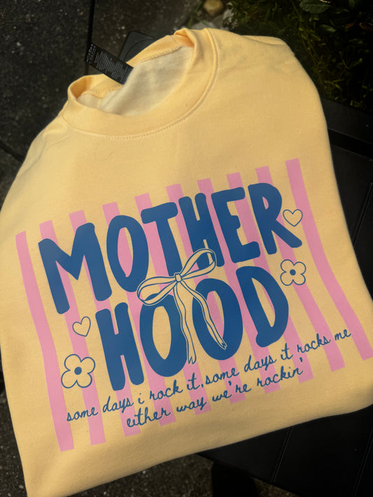 Large Gildan sweatshirt