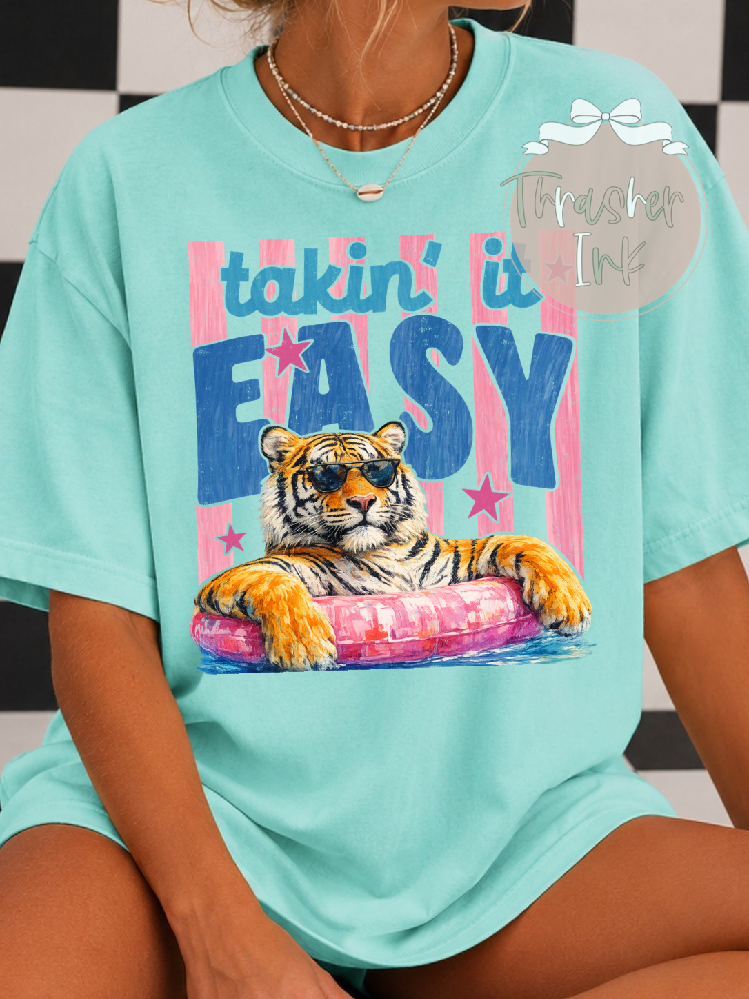 Takin it easy (comfort color mock)
