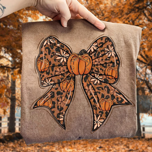 Pumpkin bow (comfort color expresso)