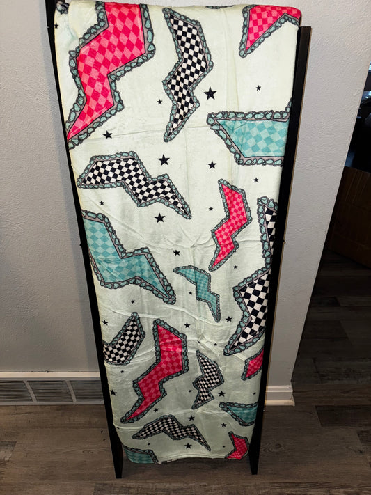 Bolt blanket 60x80