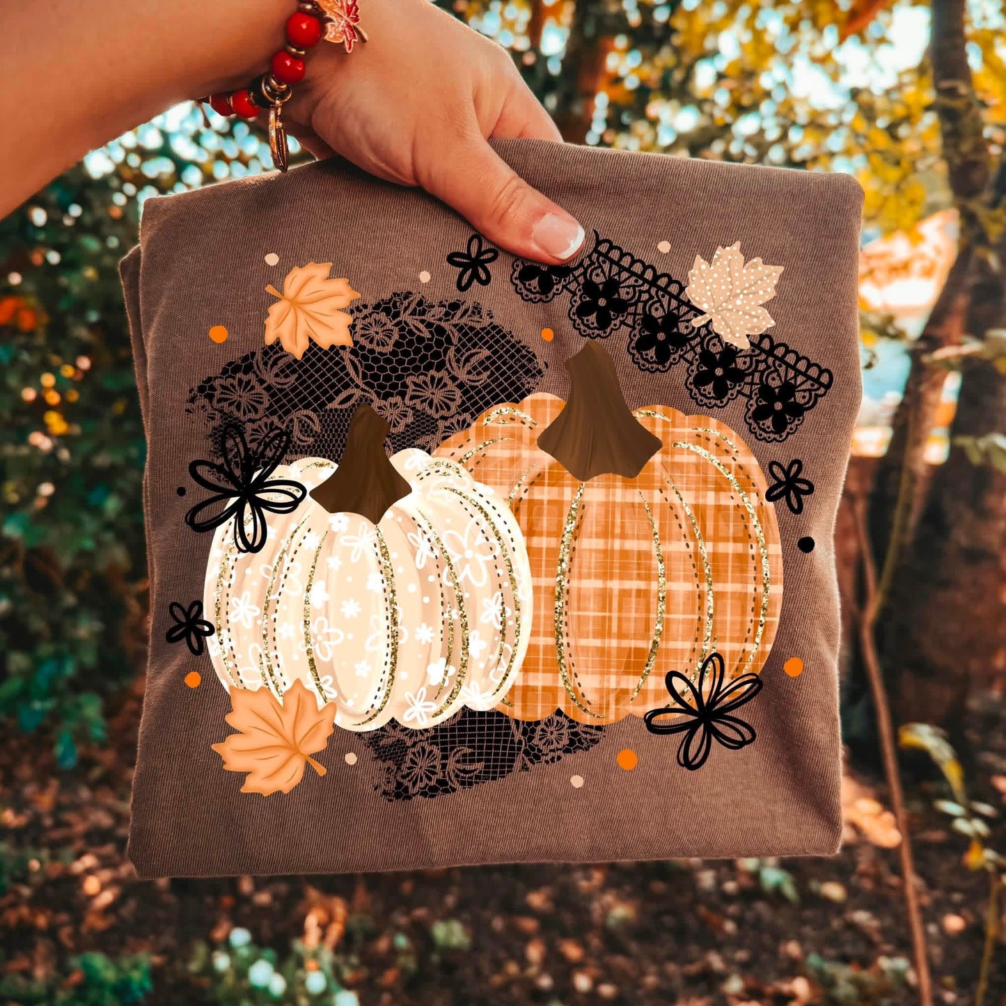 Pumpkin (comfort color mock)