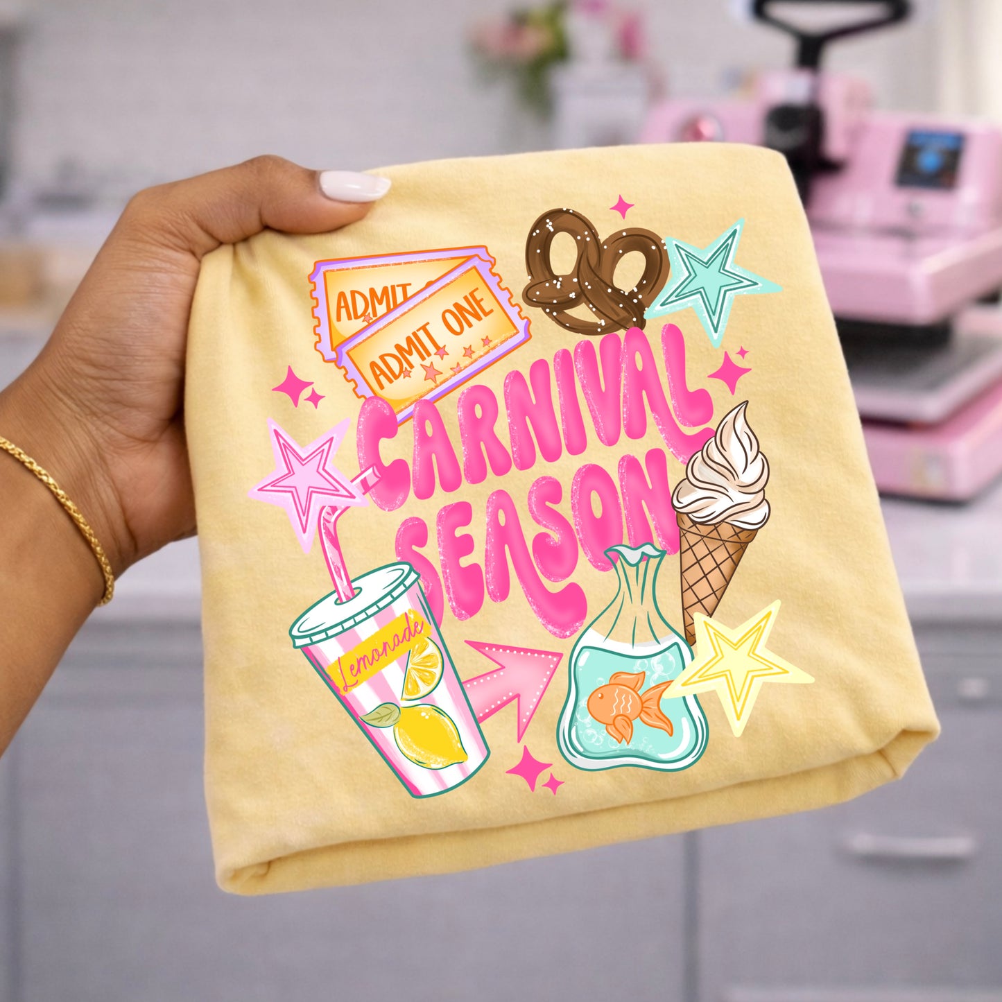 Carnival season (comfort color mock)