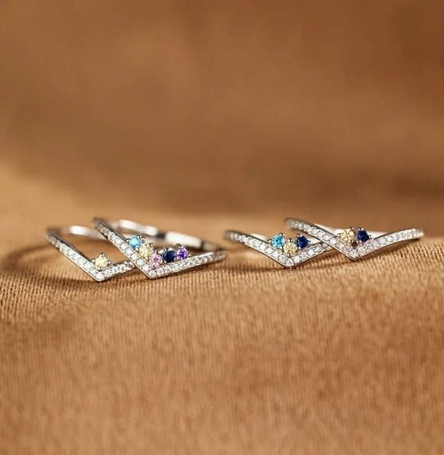 Birthstone ring